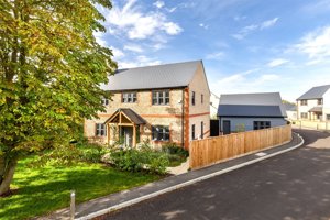 Royston, Cambridgeshire, SG8 0BQ picture 1