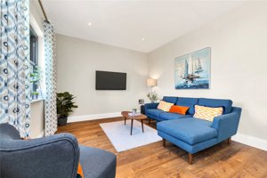 Royston, Cambridgeshire, SG8 0BQ picture 5