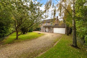 Royston, SG8 7RA picture 1