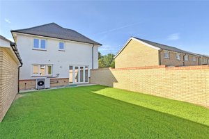 Royston, SG8 9FT picture 4