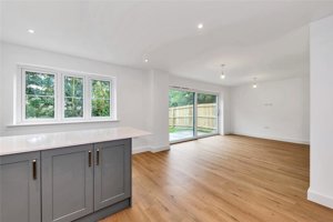 Royston, Cambridgeshire, SG8 0JE picture 6