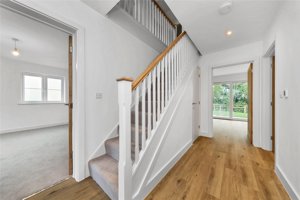 Royston, Cambridgeshire, SG8 0JE picture 5