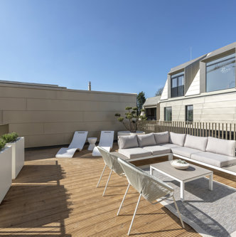 The Avenue - 4 bed show home - Terrace